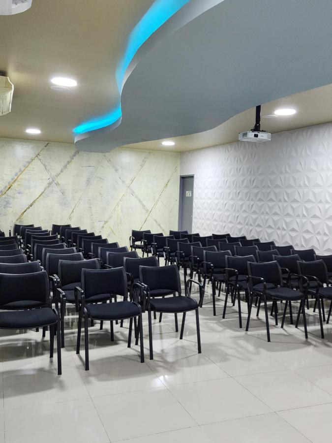 Hotel Quarta Avenida มอนเตริอา ภายนอก รูปภาพ