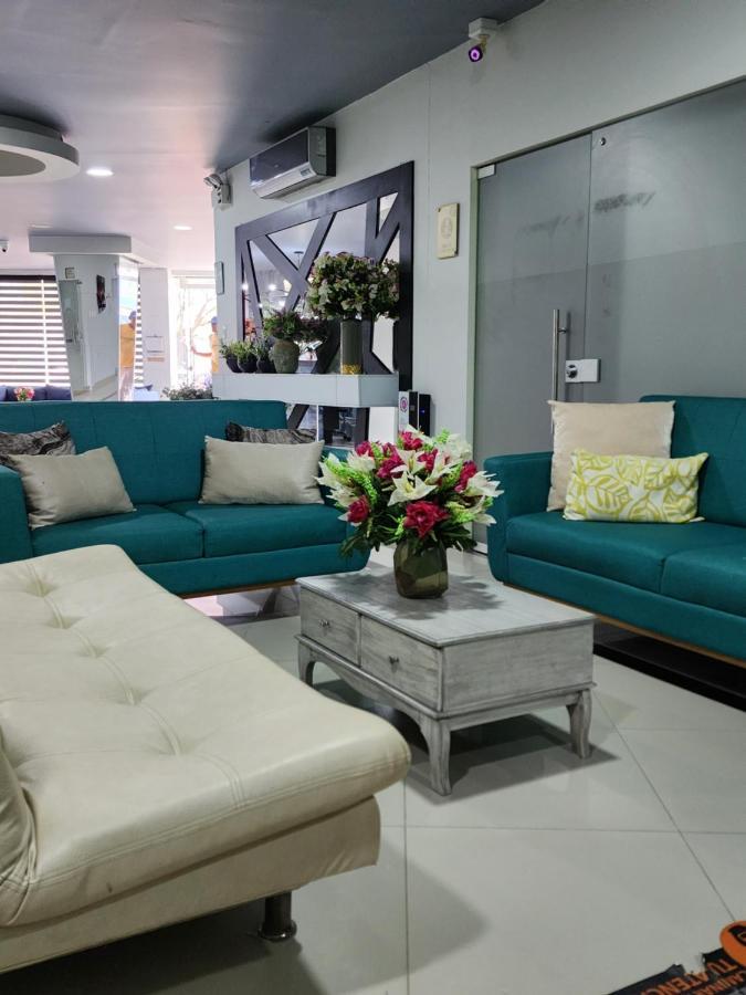 Hotel Quarta Avenida มอนเตริอา ภายนอก รูปภาพ