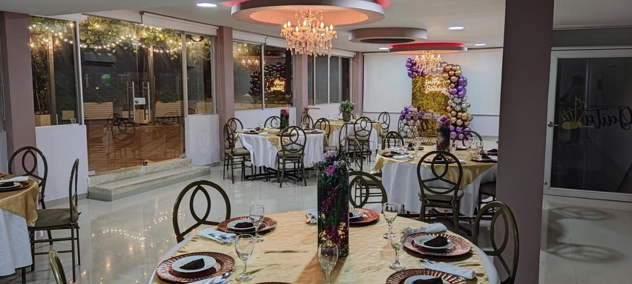Hotel Quarta Avenida มอนเตริอา ภายนอก รูปภาพ