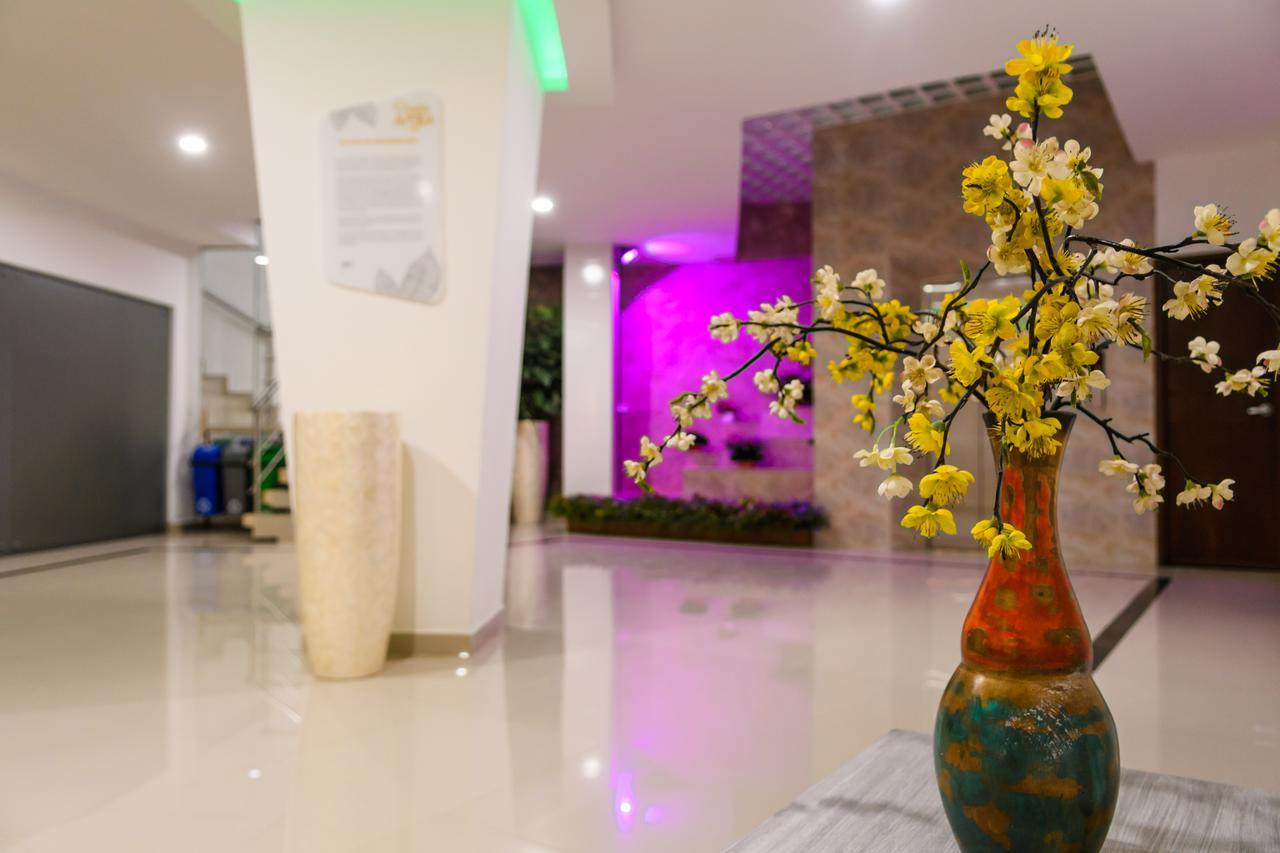 Hotel Quarta Avenida มอนเตริอา ภายนอก รูปภาพ